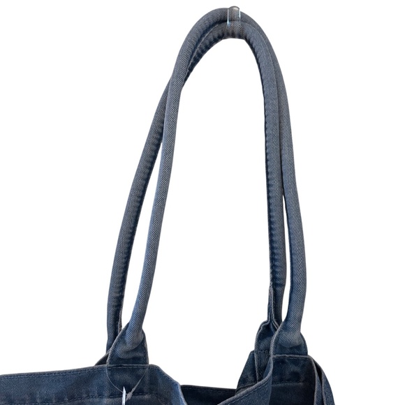 NWT GAP Oversized Denim Tote Bag Blue Logo Shoulder Bag - Picture 5 of 8